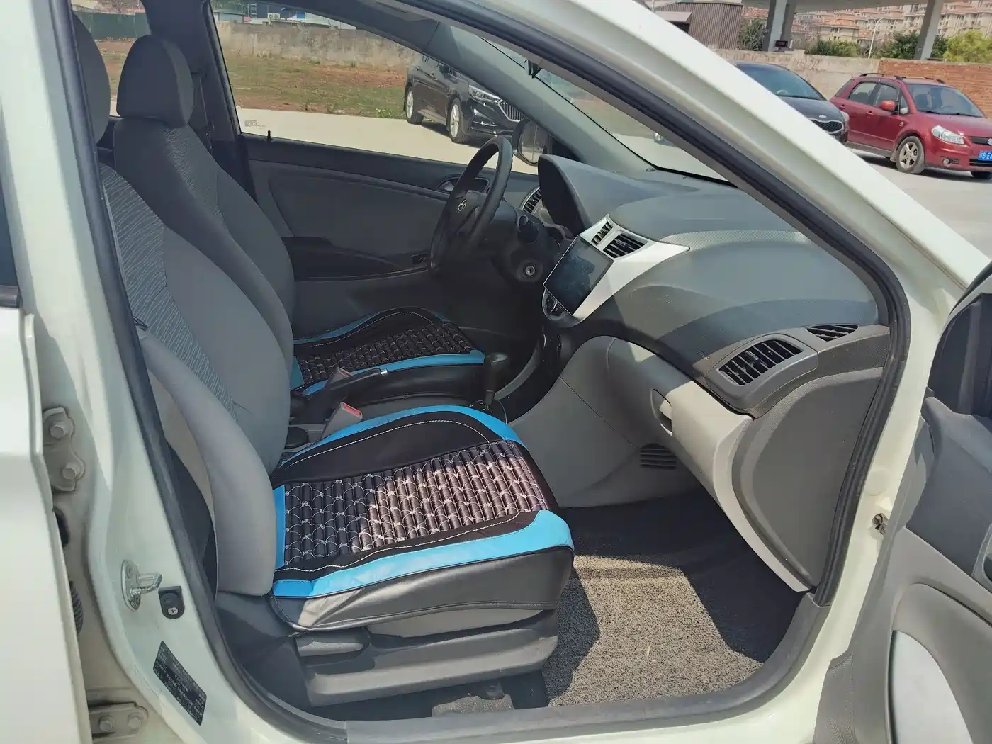 Hyundai Verna 2014 1.4L Automatic Smart GLS фото 6
