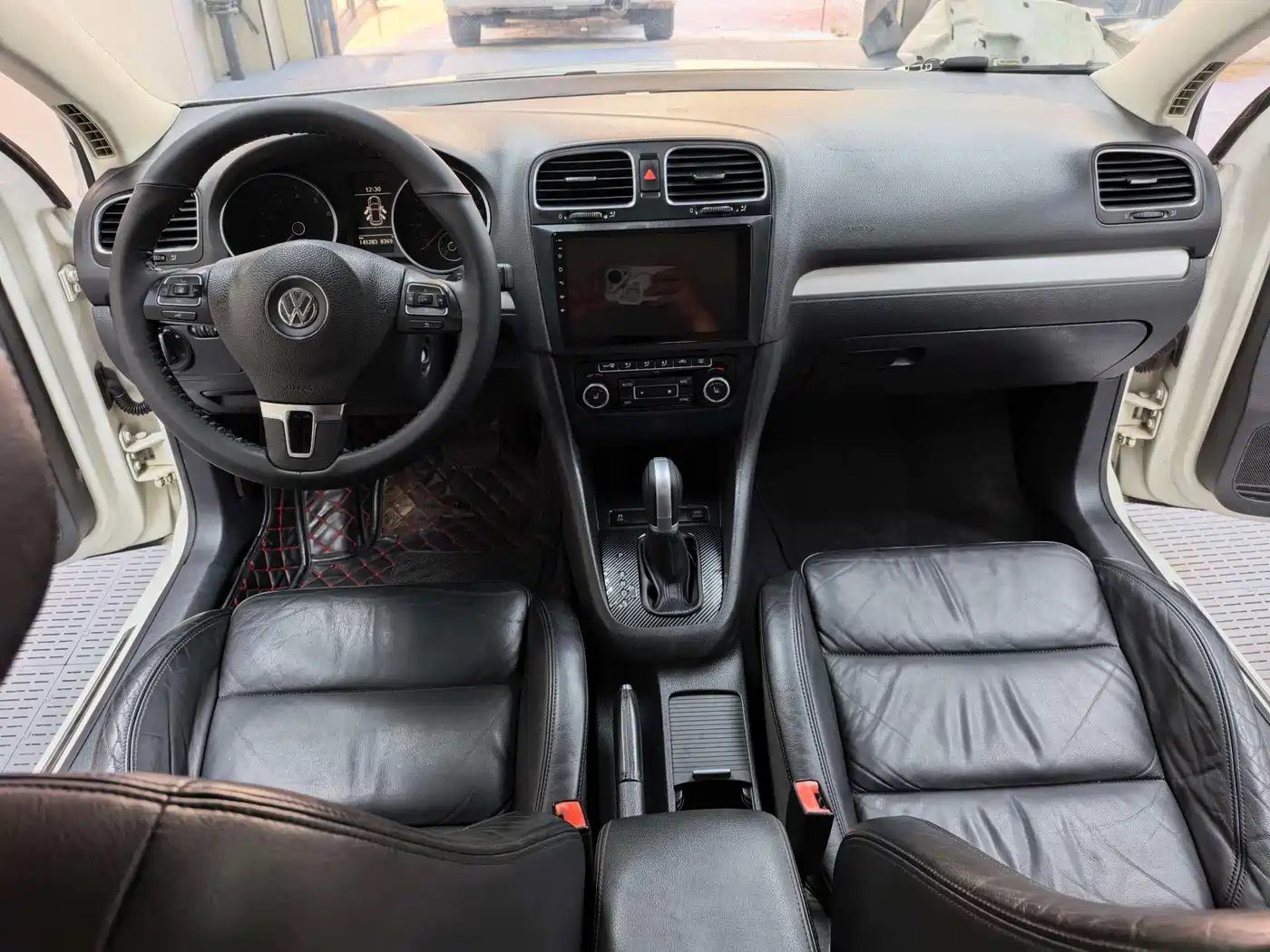 Фото 6 - Volkswagen Golf