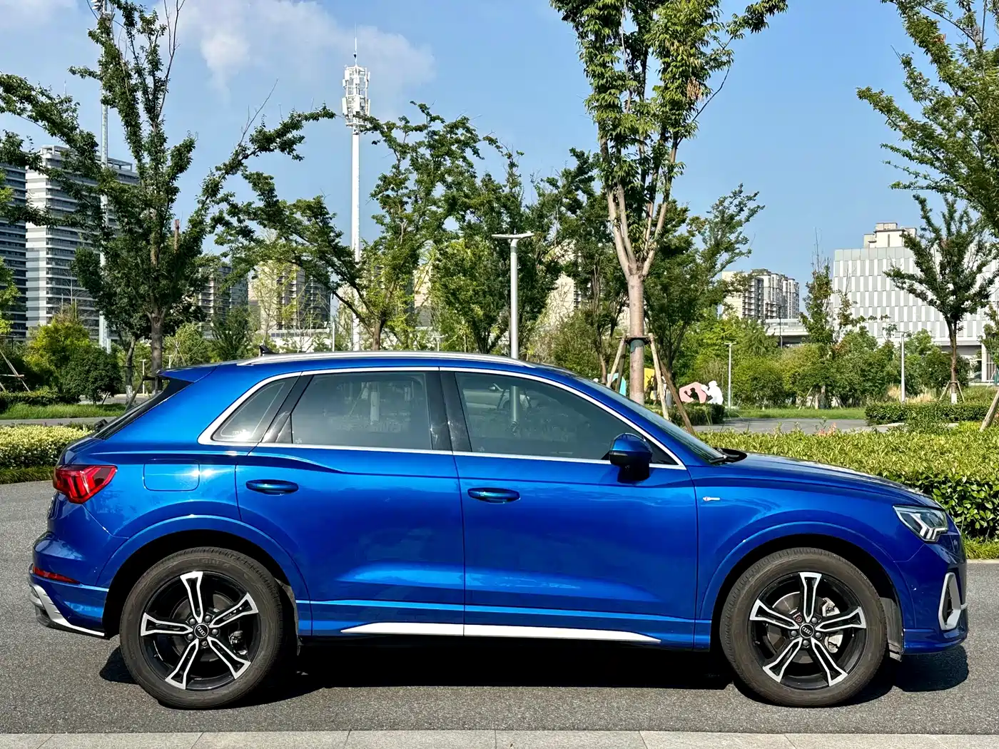 Фото 7 - Audi Q3