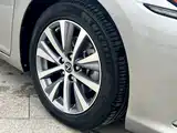 Фото 6 - Lexus ES