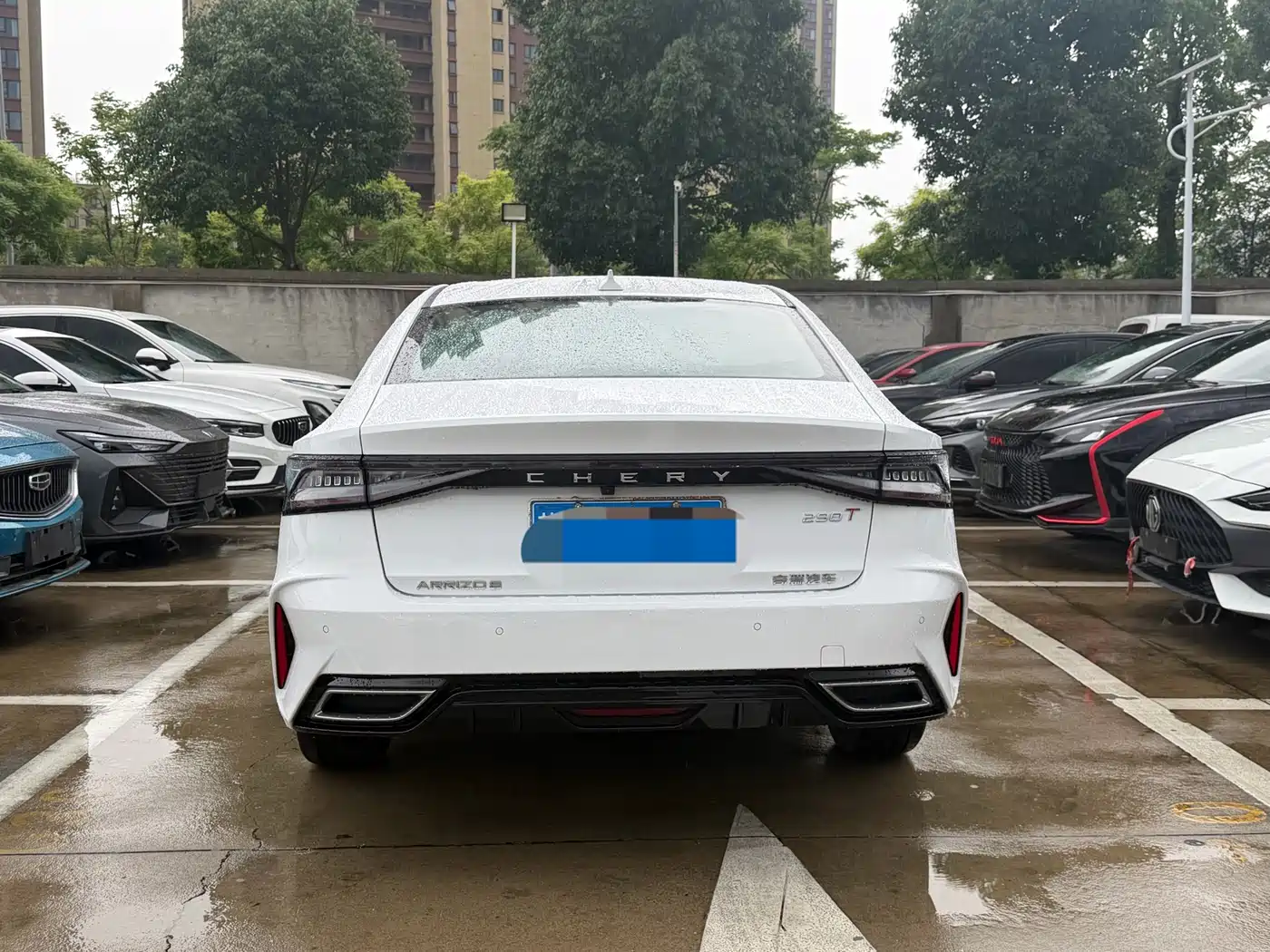 CHERY ARRIZO 8