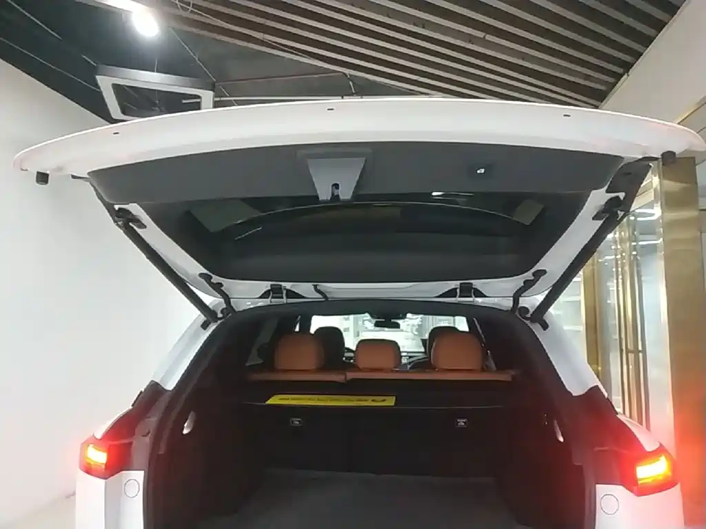 XPeng G9 2023 2022 570 Max