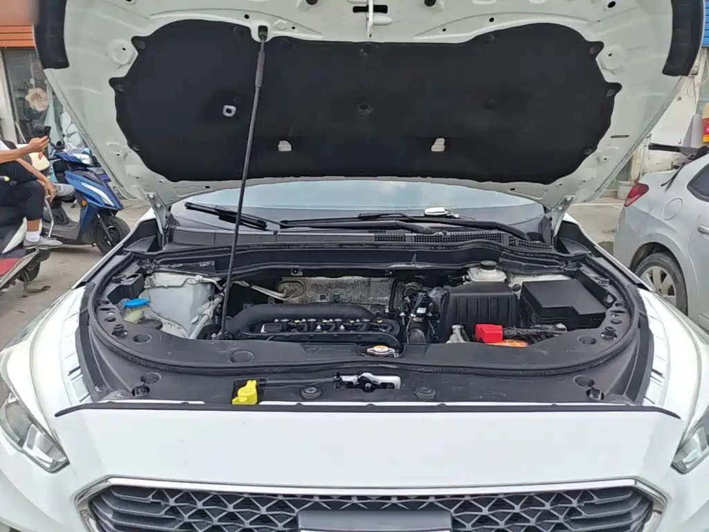 Haval M6 2017 2017 1.5T Automatic 2WD Elite