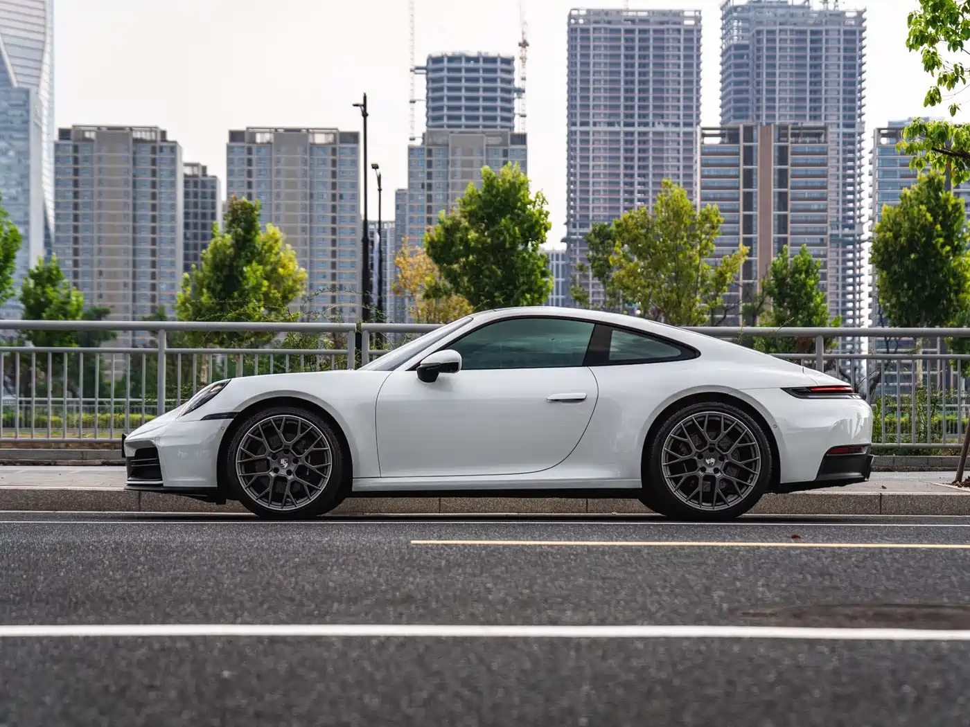 Photo 7 - Porsche 911