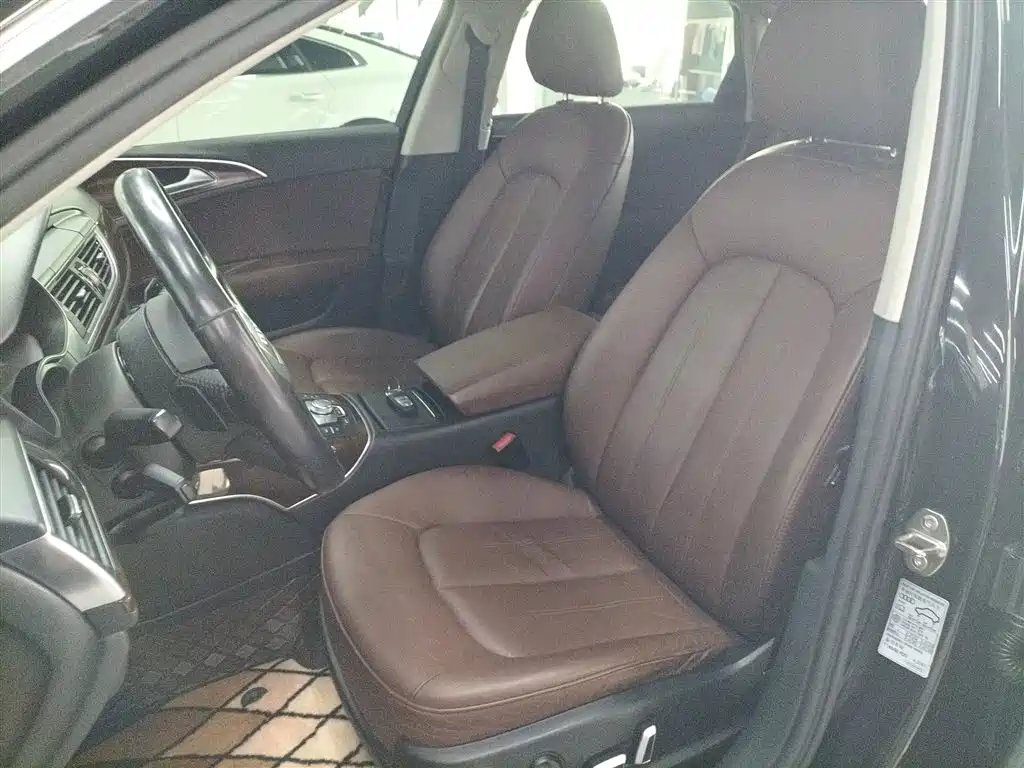 Audi A6L 2016 30 FSI Comfort фото 12