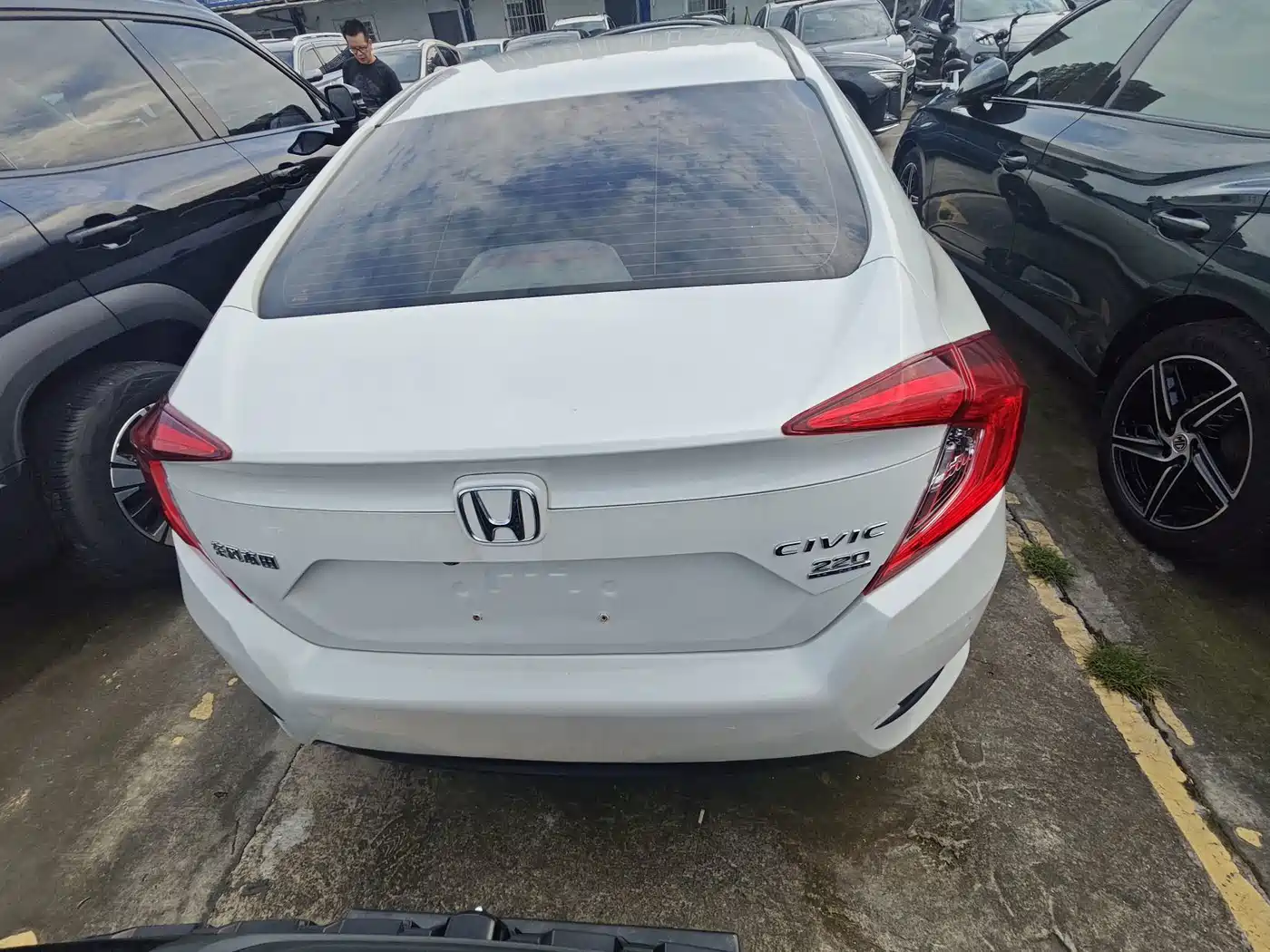 Фото 12 - Honda Civic
