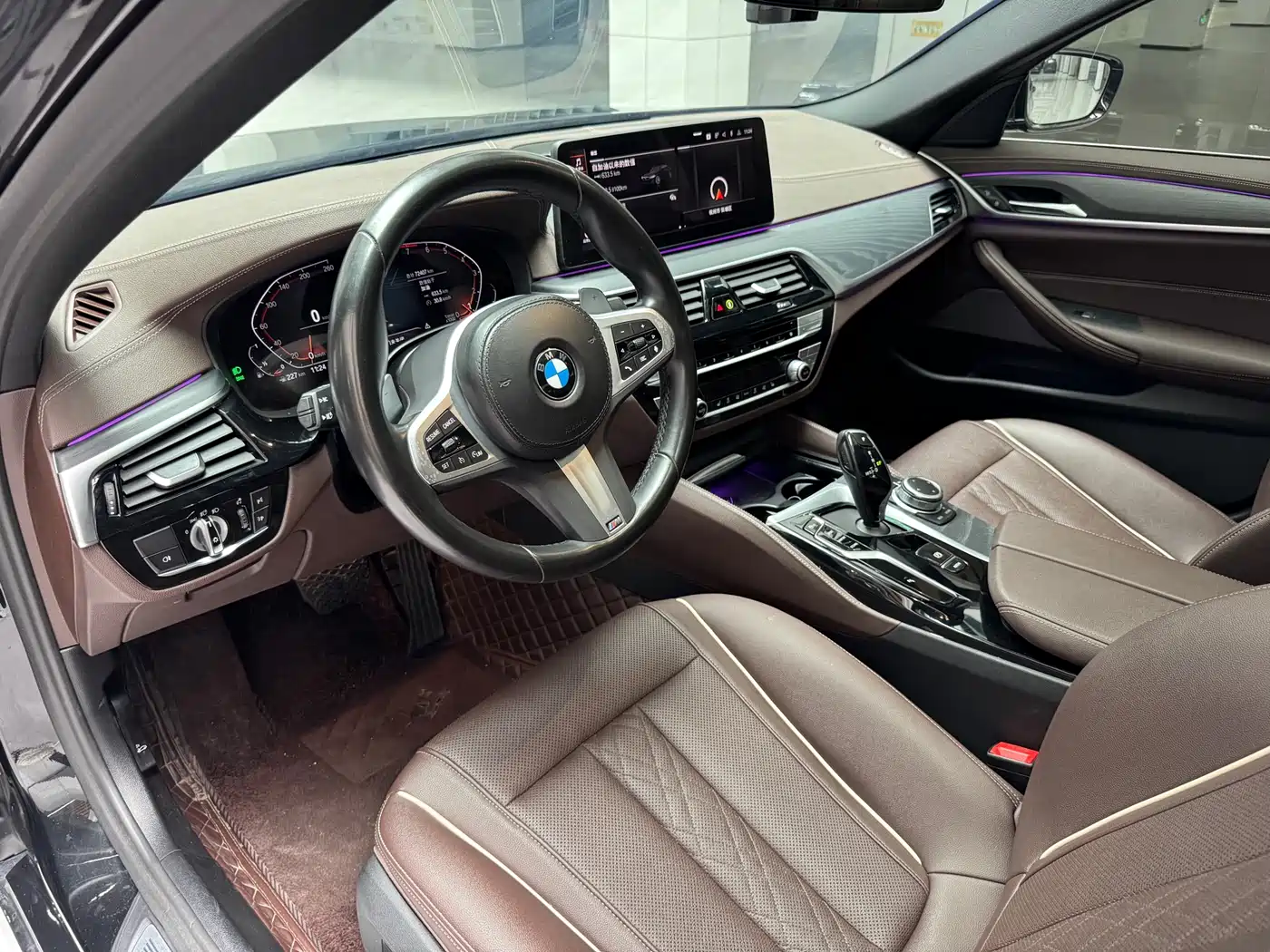 BMW 5 Series 2022 530Li Leading M Sport Package фото 11