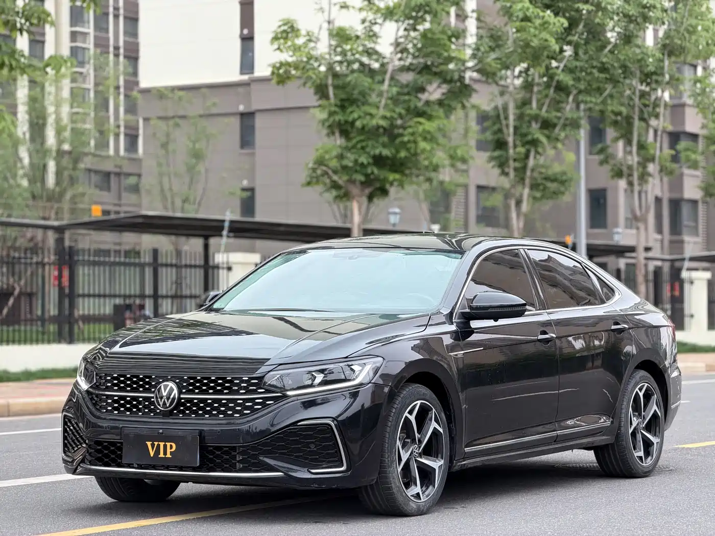 Volkswagen Passat 2024 380TSI Starlight Luxury Edition