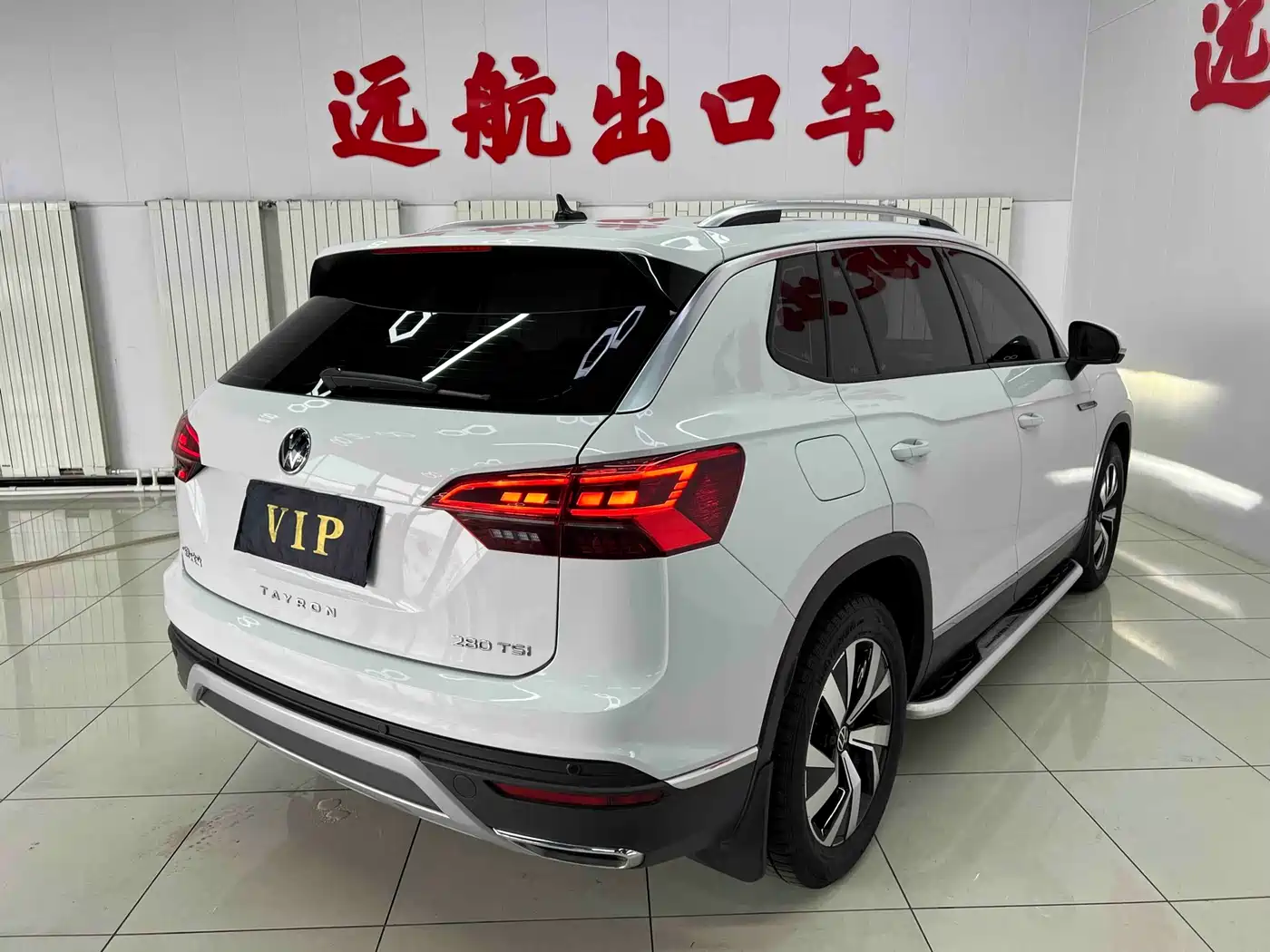 Volkswagen Tayron 2022 280TSI 2WD Luxury Smart Connect Edition фото 4