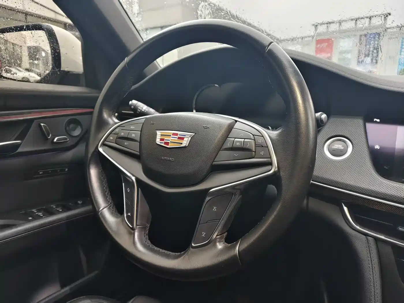 CADILLAC CT6