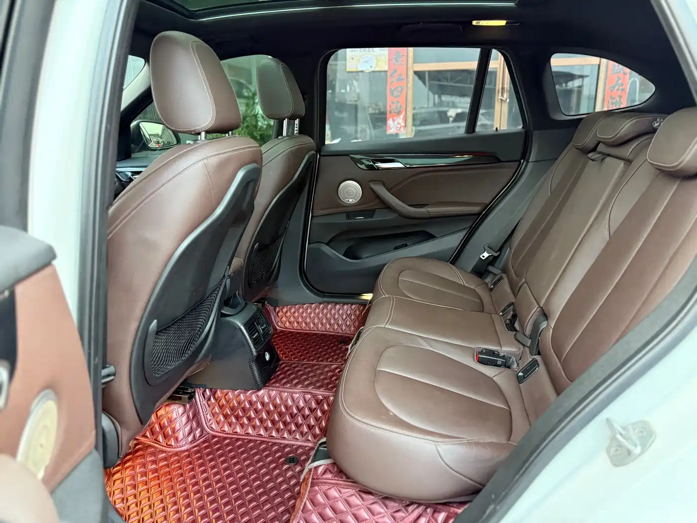 BMW X1 2018 sDrive18Li Premium Model фото 6