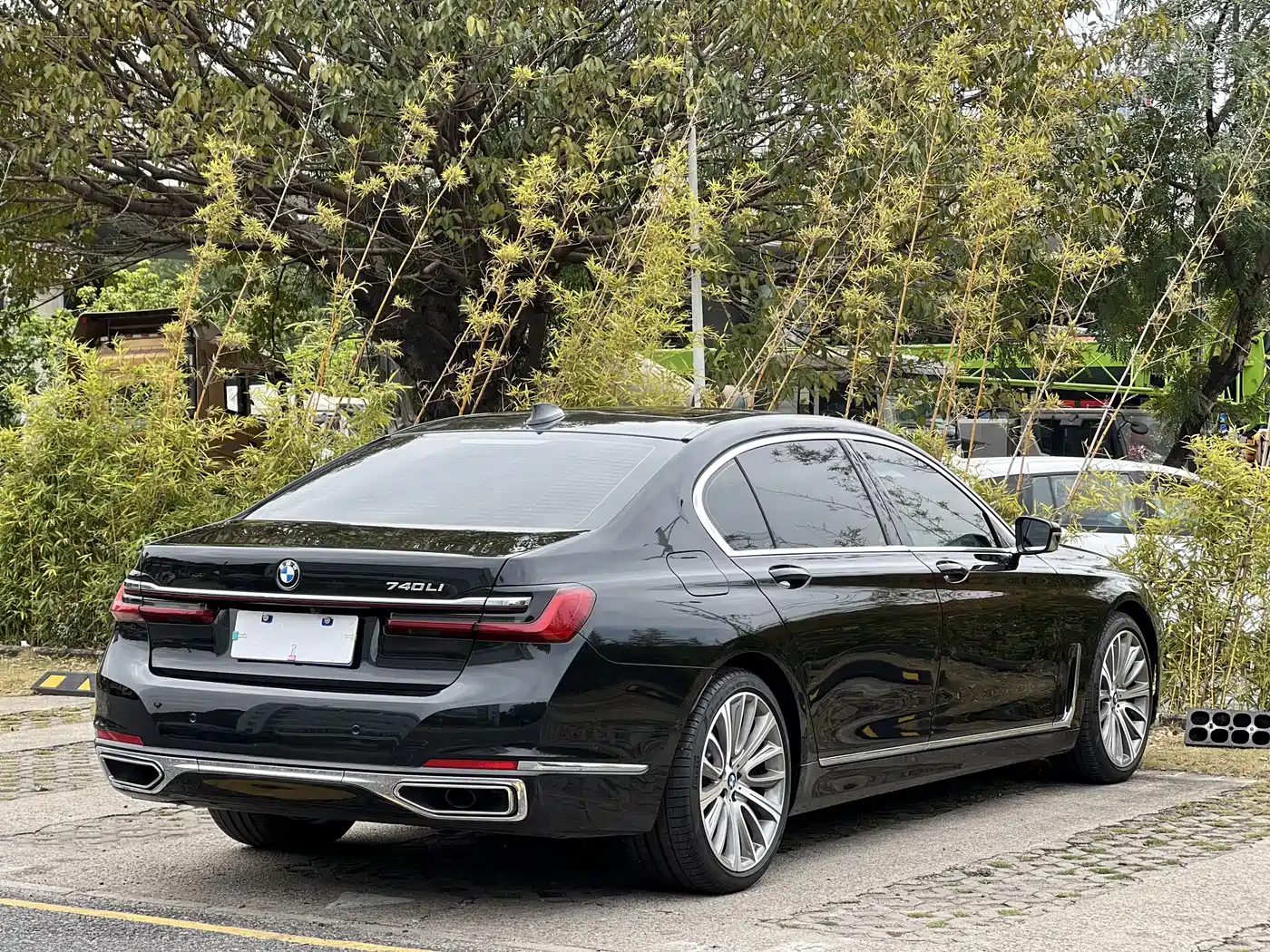 BMW 7 Series 2019 Facelift 740Li Leading Luxury Package фото 6