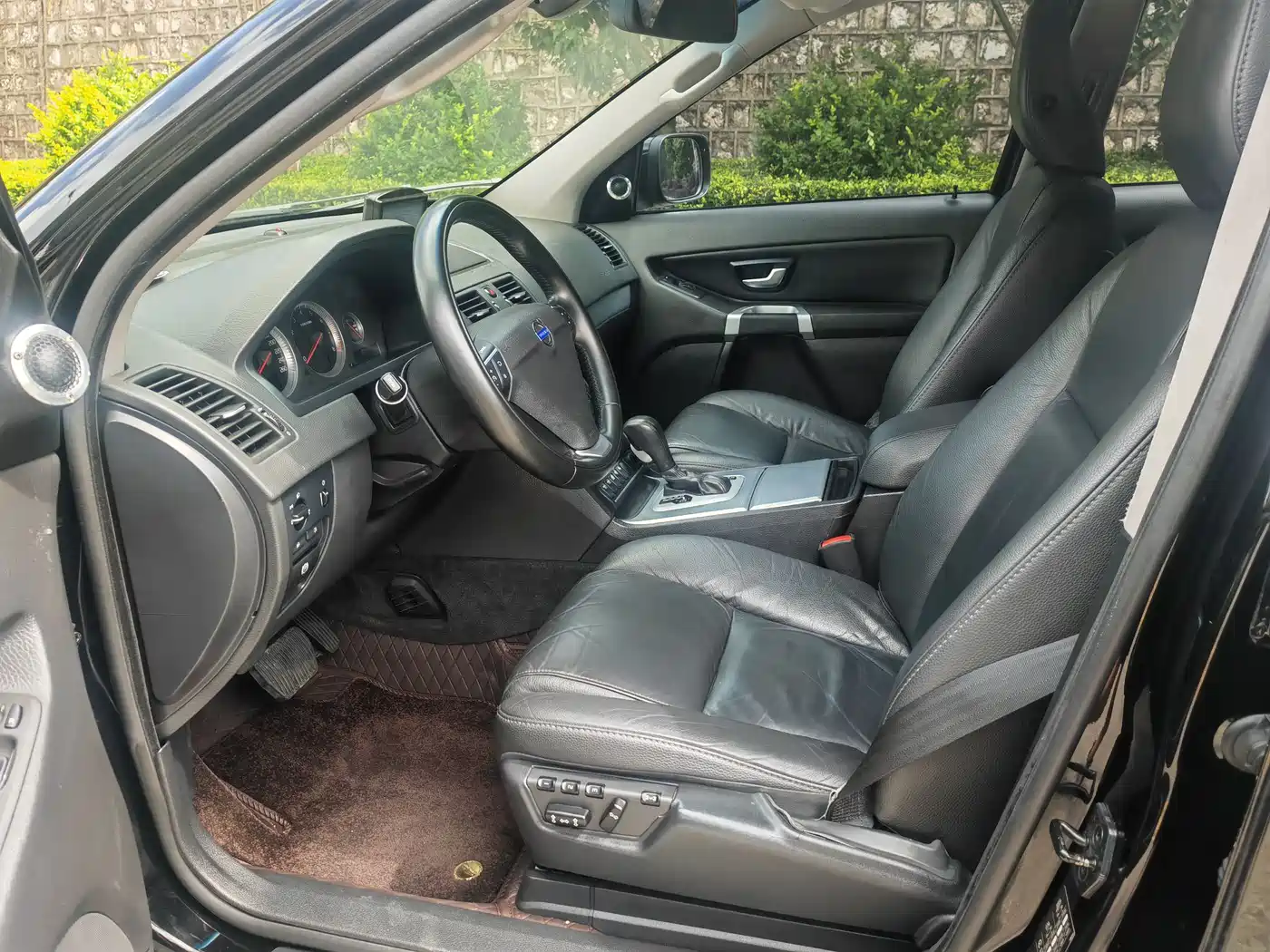 Фото 4 - Volvo XC90