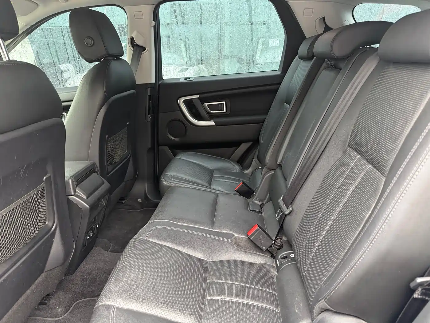 Land Rover Discovery Sport 2016 2.0T HSE фото 11