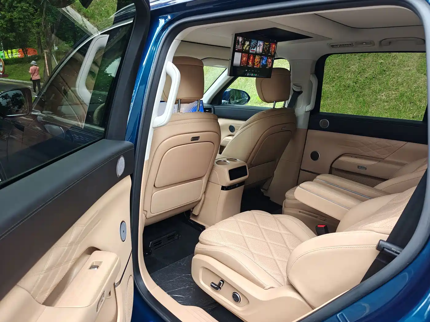 Chery Fengyun Fengyun T11 2025 2024 Base Model