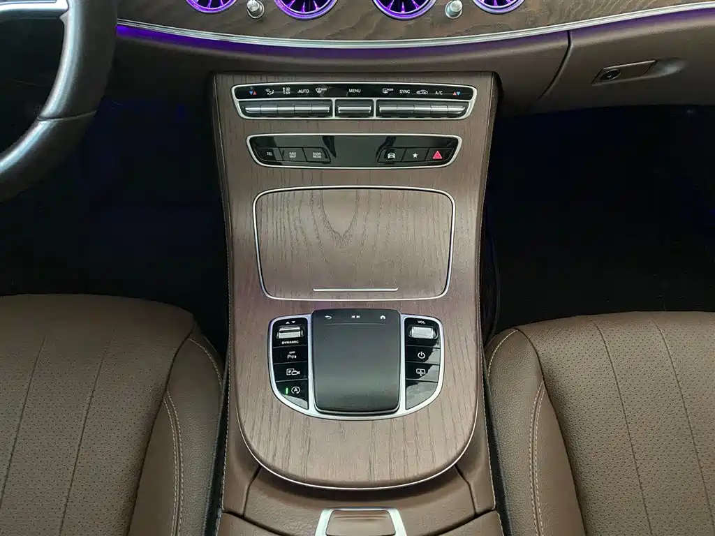 Mercedes-Benz E-Class 2023 E 300 L Luxury фото 10