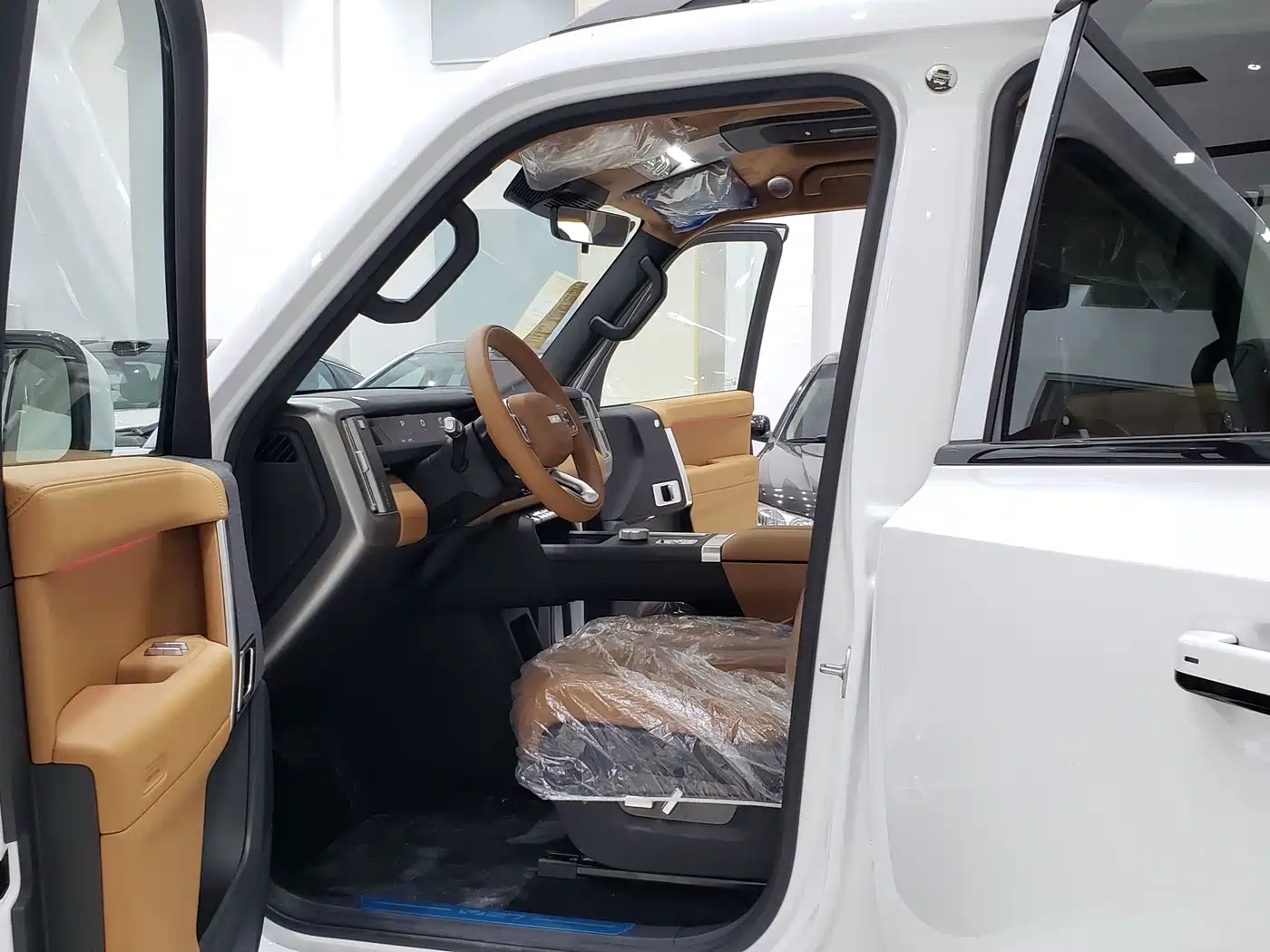 iCAR V27 2026 2026 200KM AWD Falcon 500