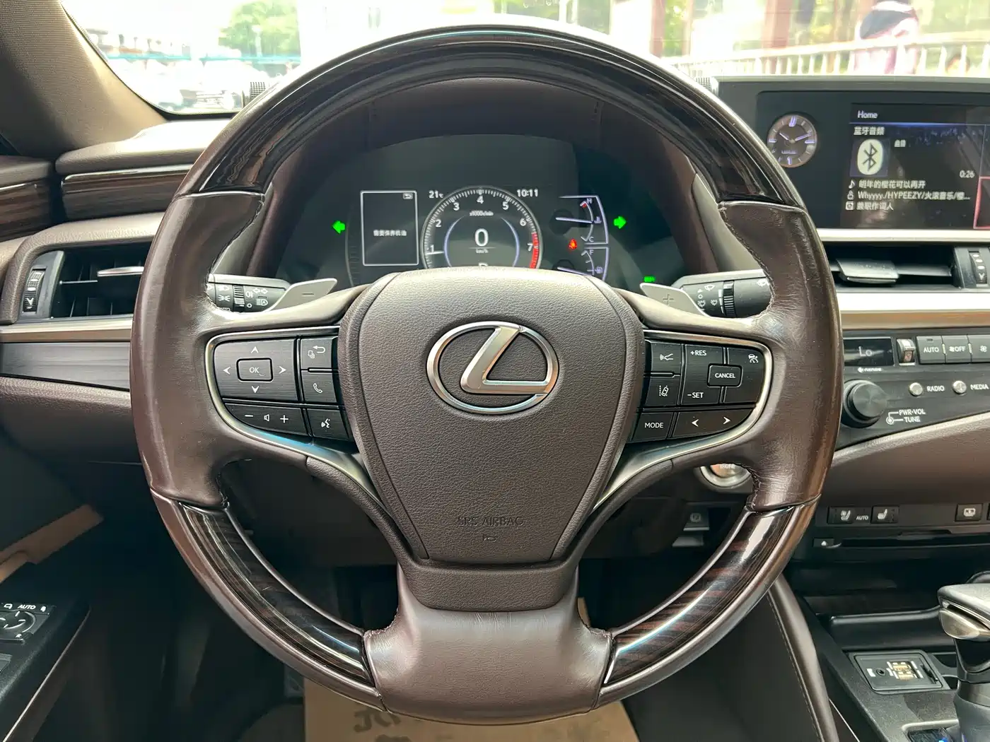 Lexus ES 2020 200 Luxury фото 5