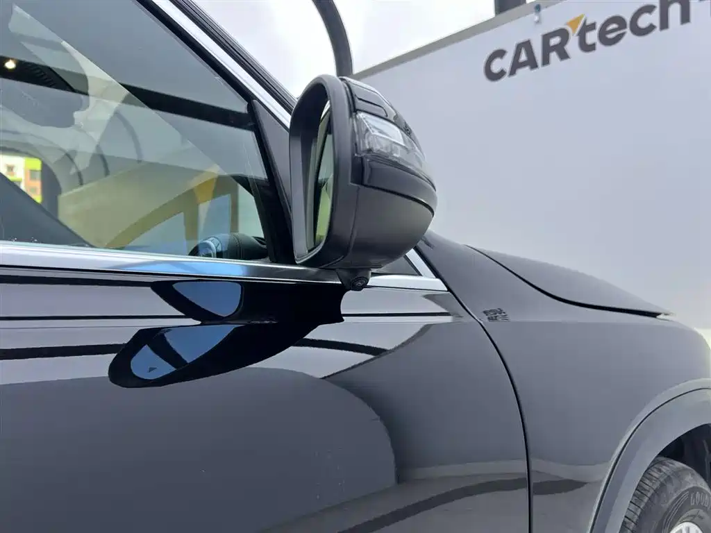 Mercedes-Benz GLB 2024 Facelift GLB 220 Dynamic фото 3