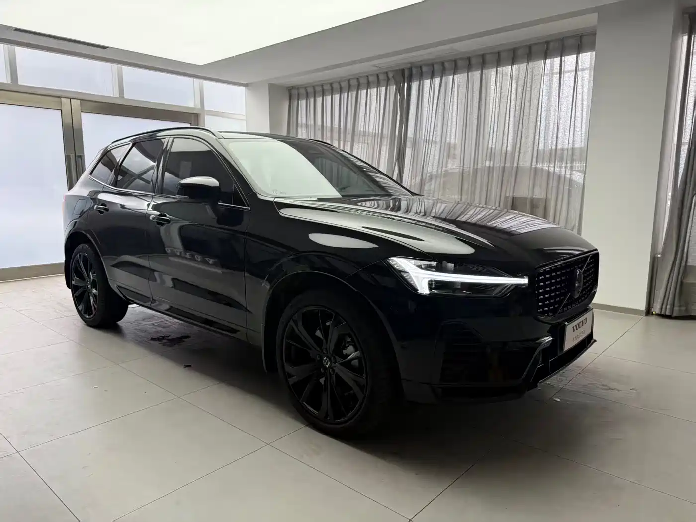 VOLVO XC60 PLUG IN HYBRID