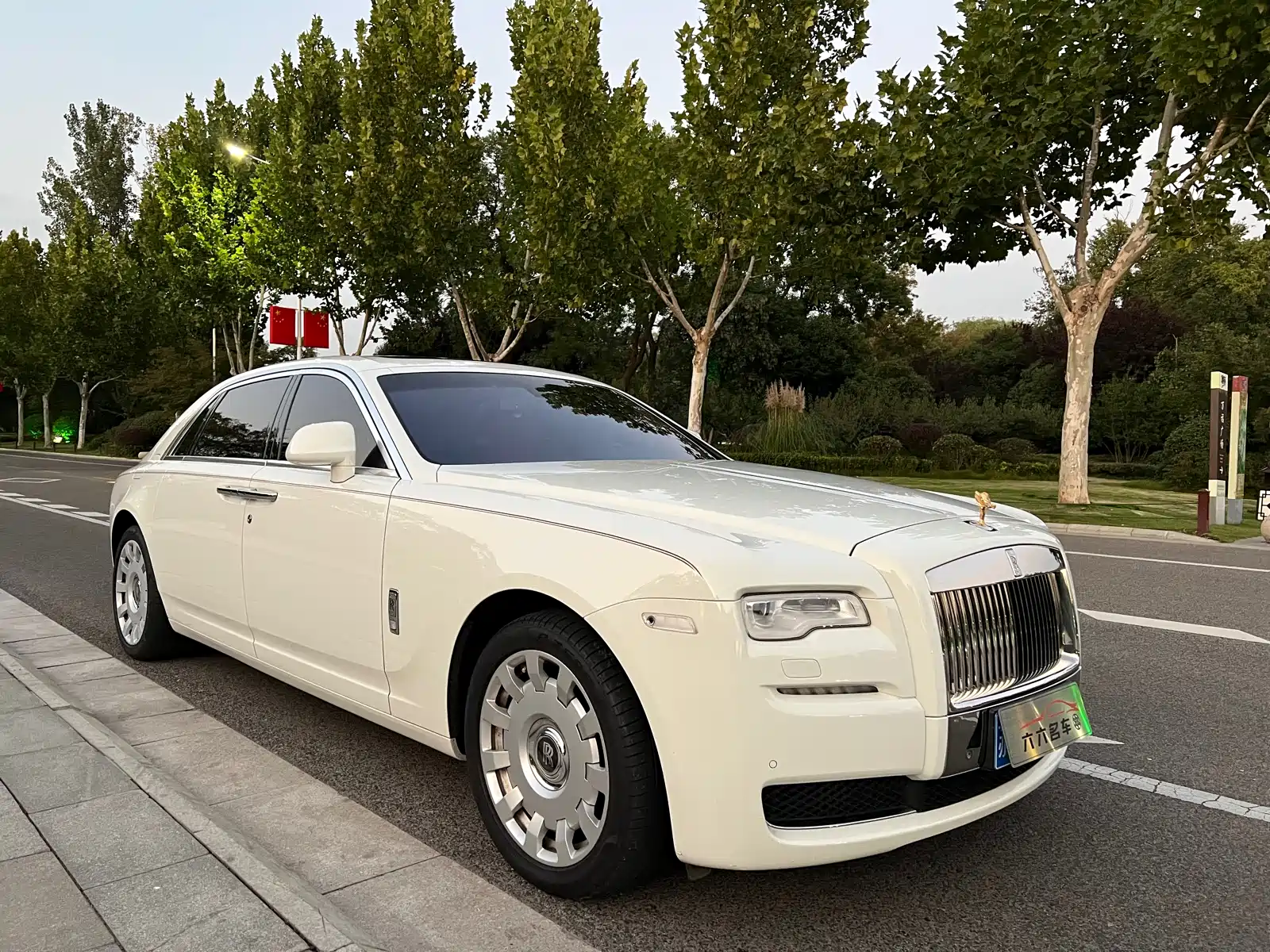 Фото 3 - Rolls-Royce Ghost