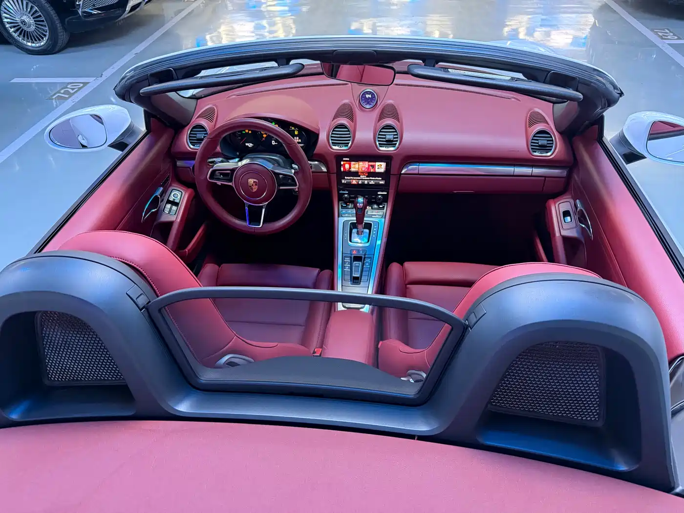 Porsche 718 2016 Boxster 2.0T фото 13
