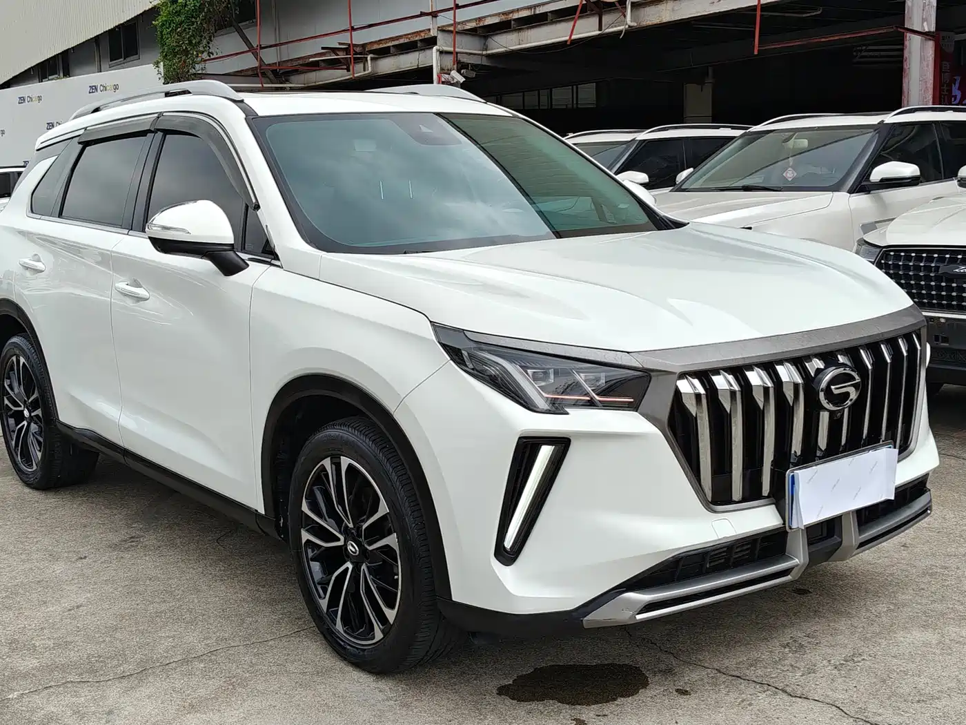 GAC TRUMPCHI GS4 PLUS