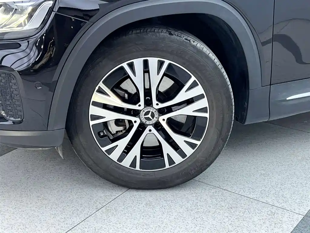 Mercedes-Benz GLB 2024 Facelift GLB 220 Dynamic фото 25