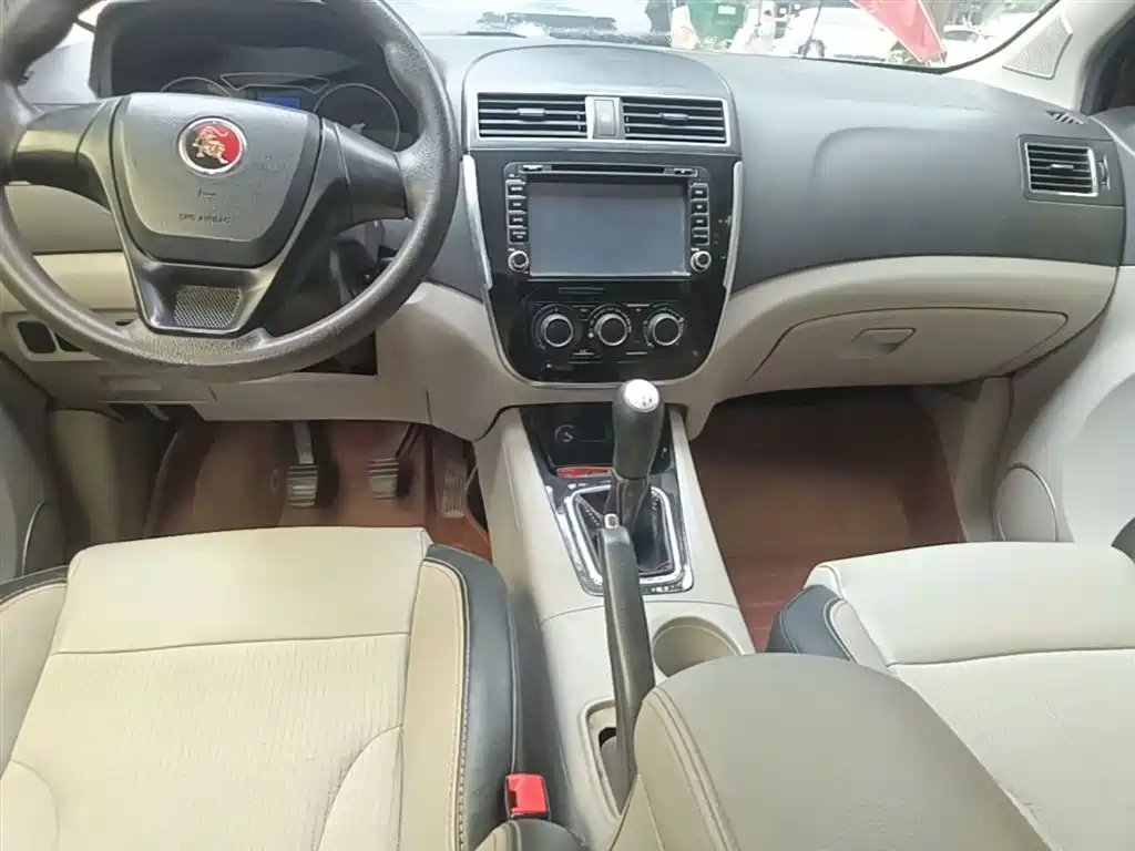 Dongfeng Fengxing Joyear X3 2017 2016 1.5L Comfort