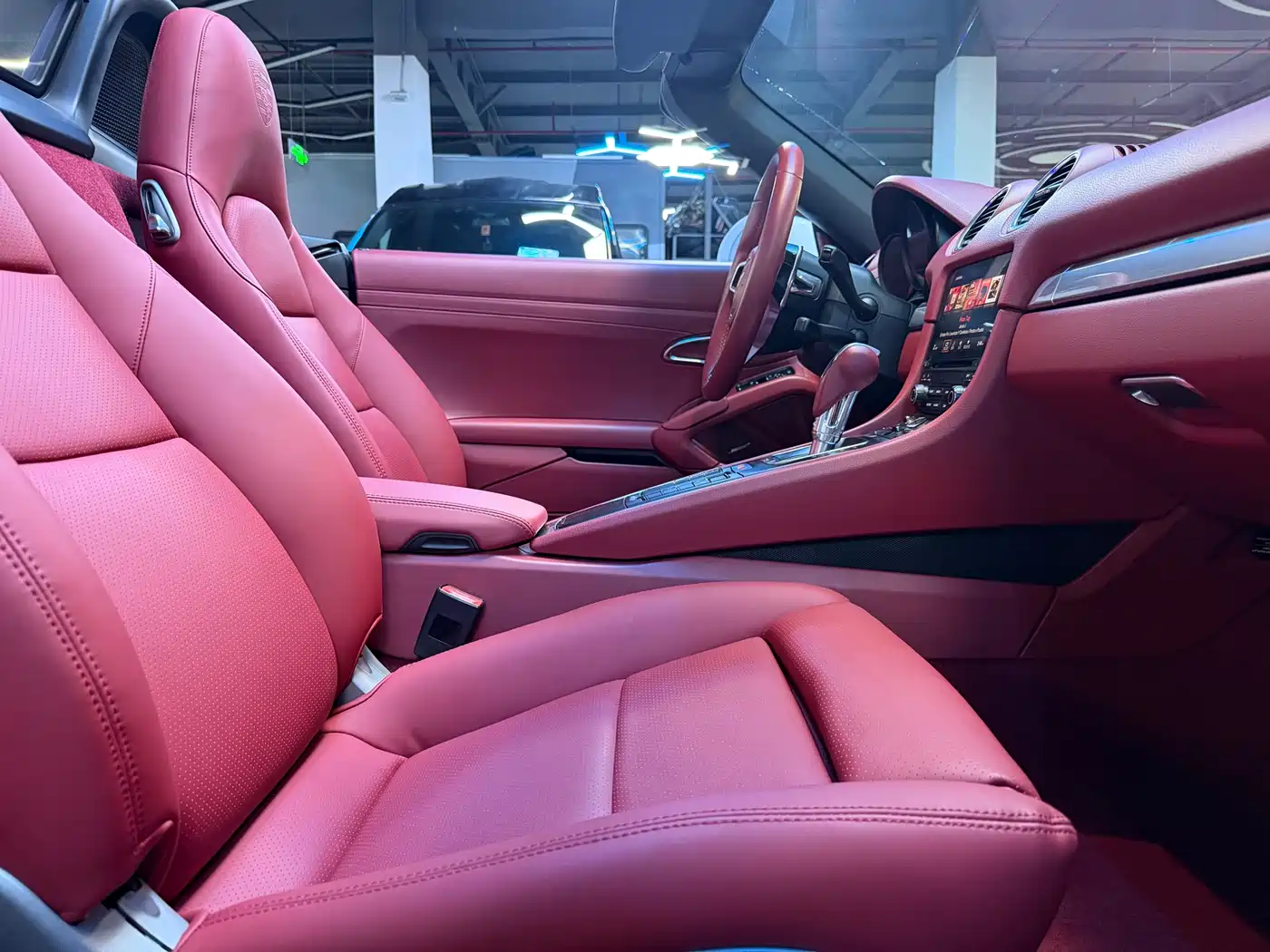 Porsche 718 2016 Boxster 2.0T фото 10