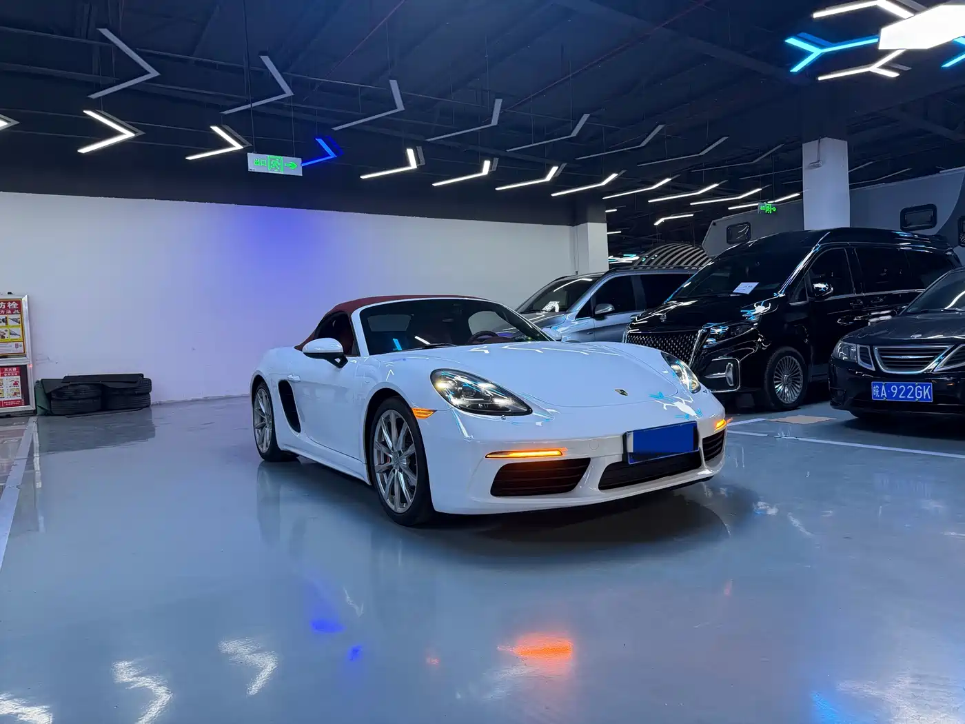 Porsche 718 2016 Boxster 2.0T фото 17