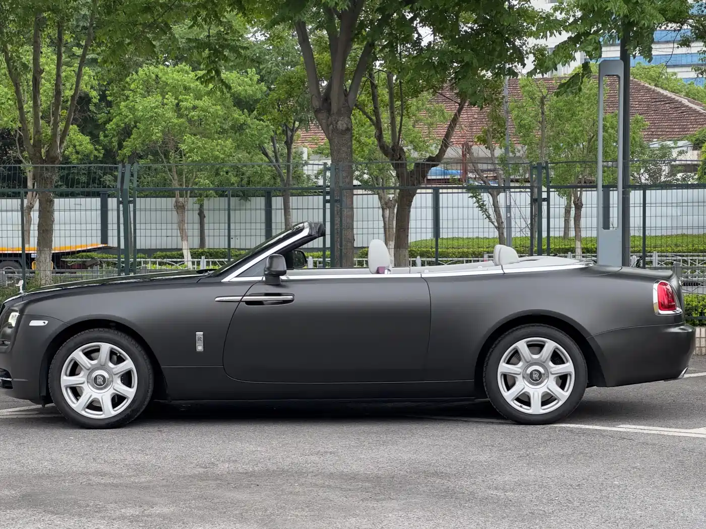 Rolls-Royce Dawn 2020 2018 6.6T Standard