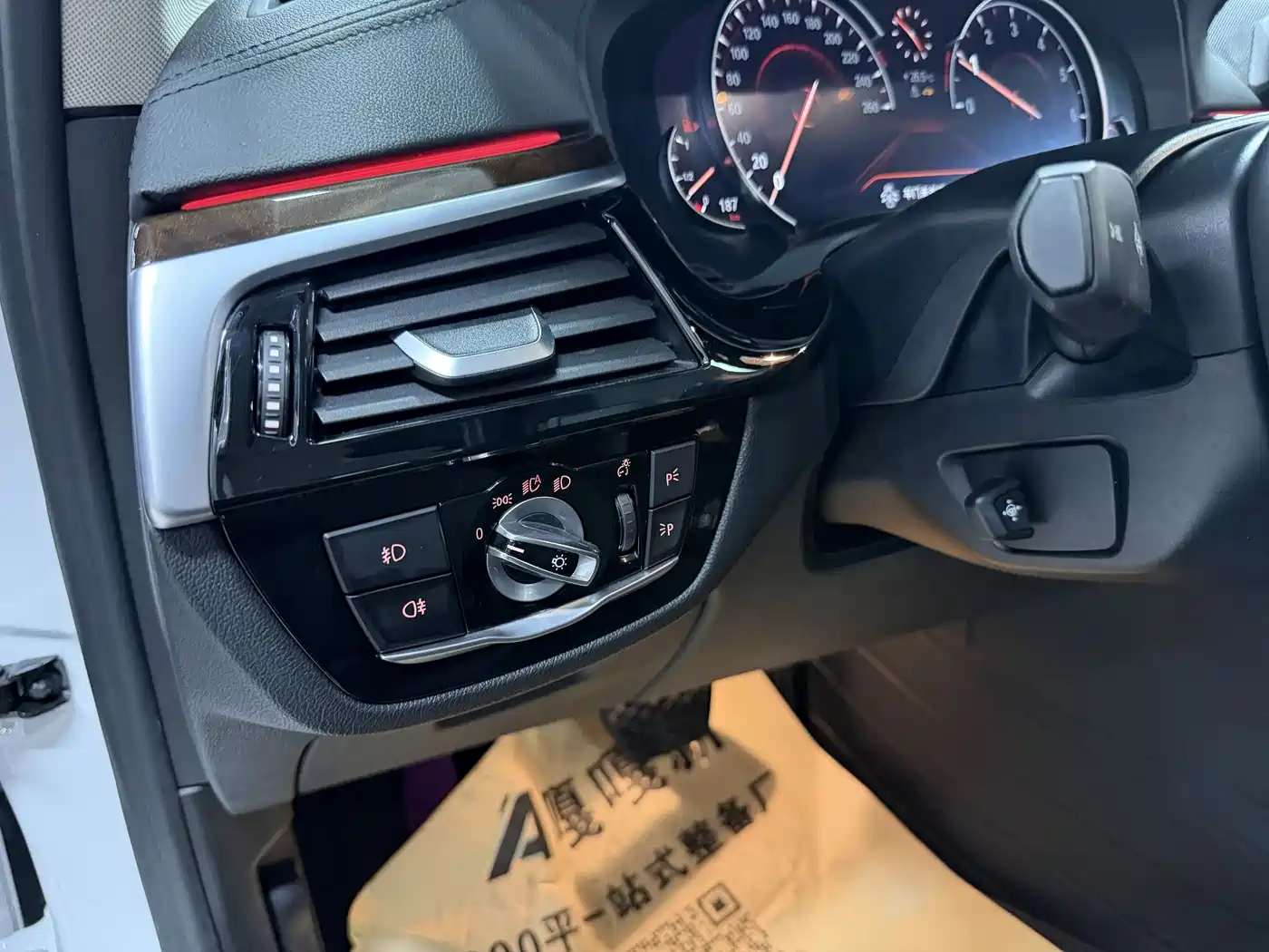 BMW 5 Series 2018 525Li Luxury Package фото 20
