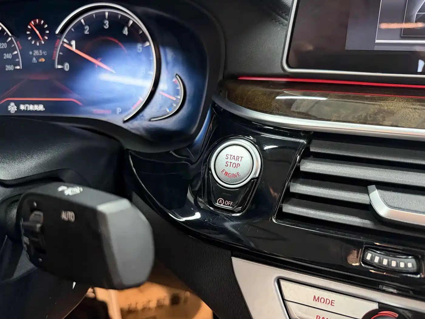 BMW 5 Series 2018 525Li Luxury Package фото 17