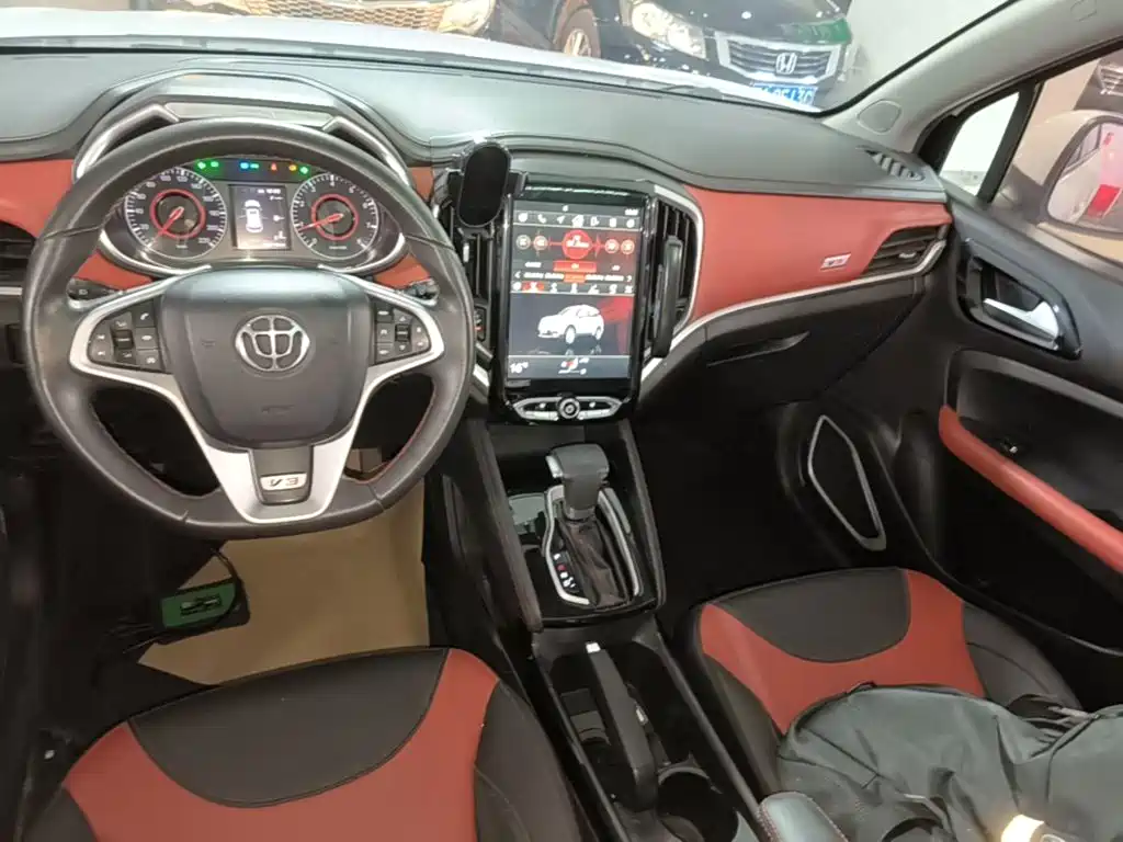 Zhonghua V3 2017 2017 1.5L Automatic Smart