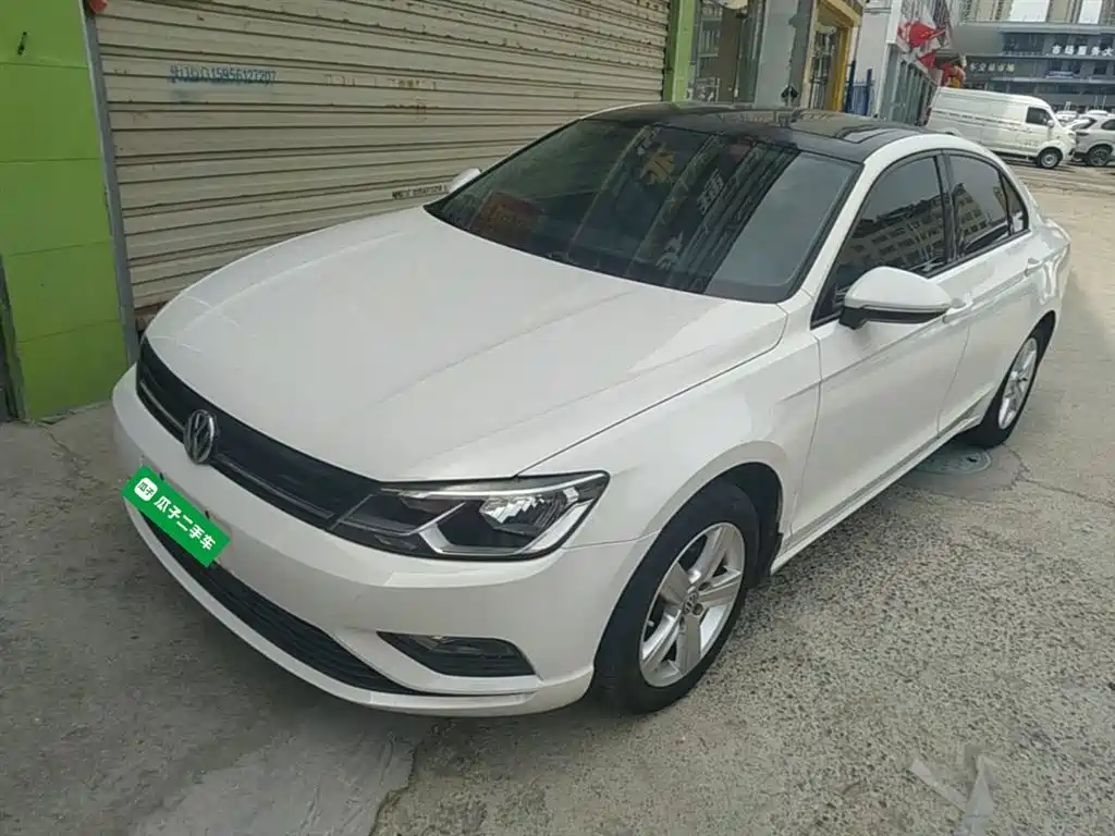 Volkswagen Lamando 2017 230TSI DSG Trend Edition