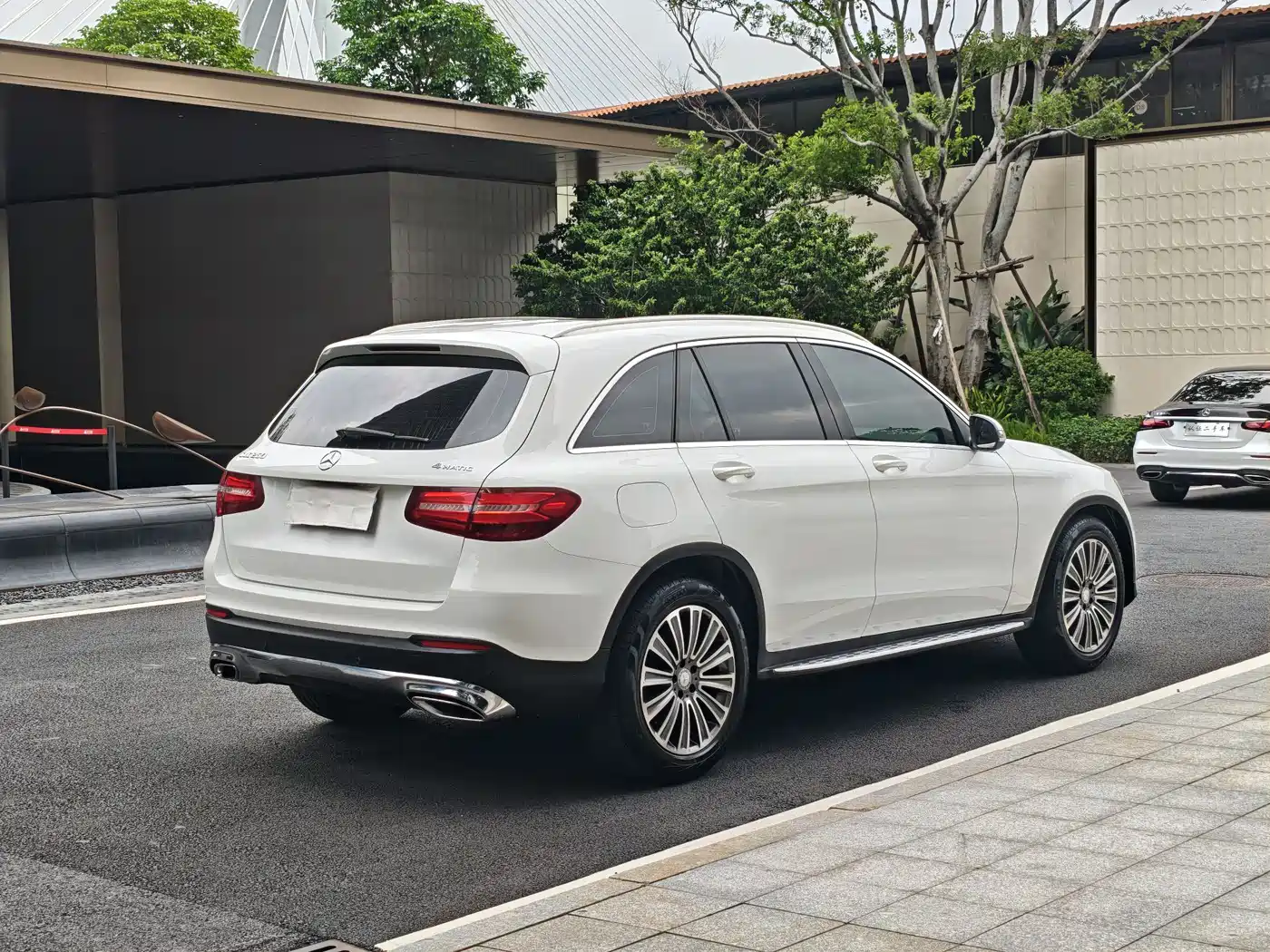 Mercedes-Benz GLC 2016 GLC 260 4MATIC Dynamic фото 3