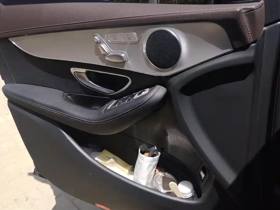 Mercedes-Benz GLC 2021 GLC 260 L 4MATIC Sporty фото 7