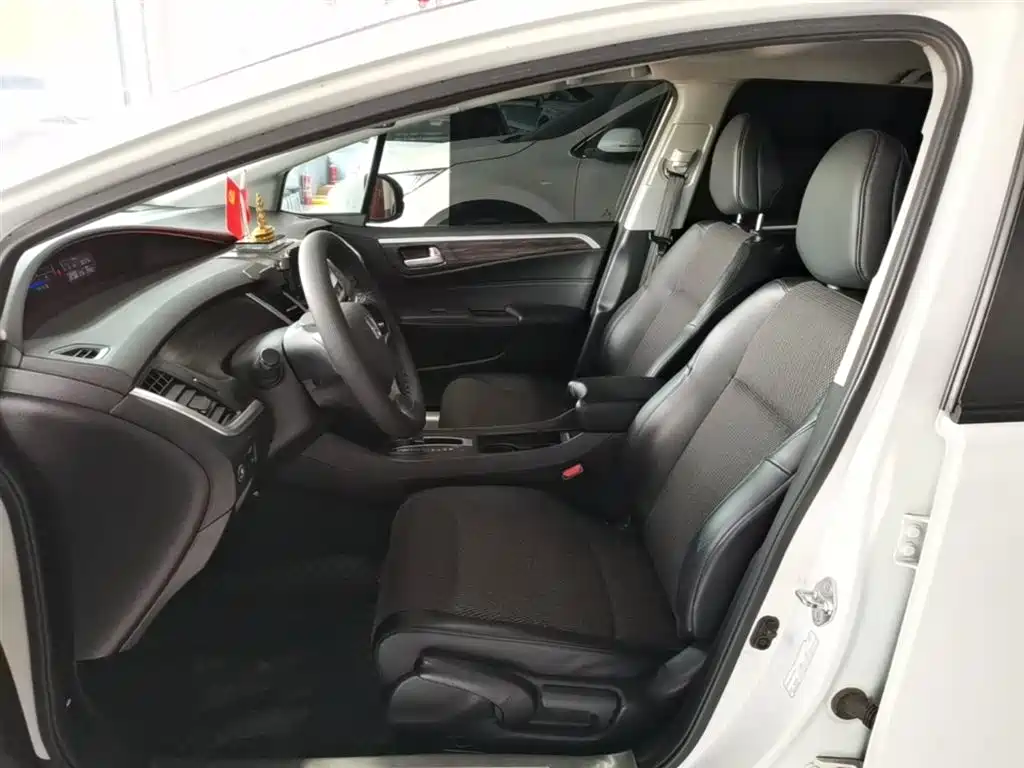 Honda Jade 2019 2017 1.8L Automatic Comfort Edition 5-seater