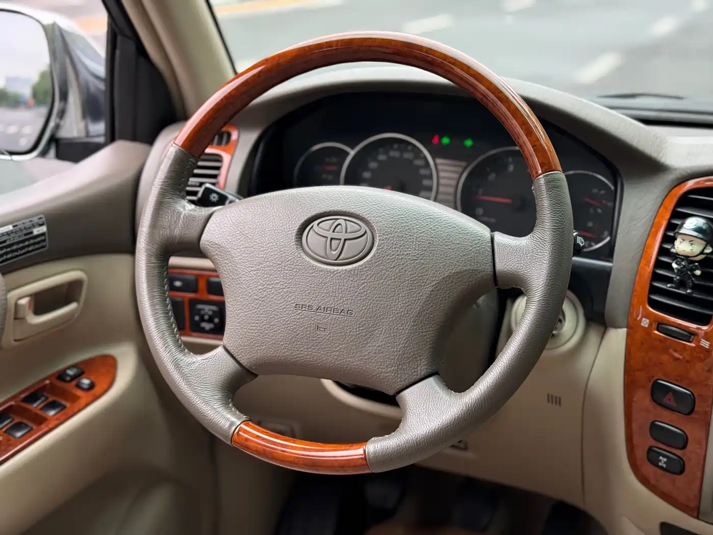 Toyota Land Cruiser фото 12
