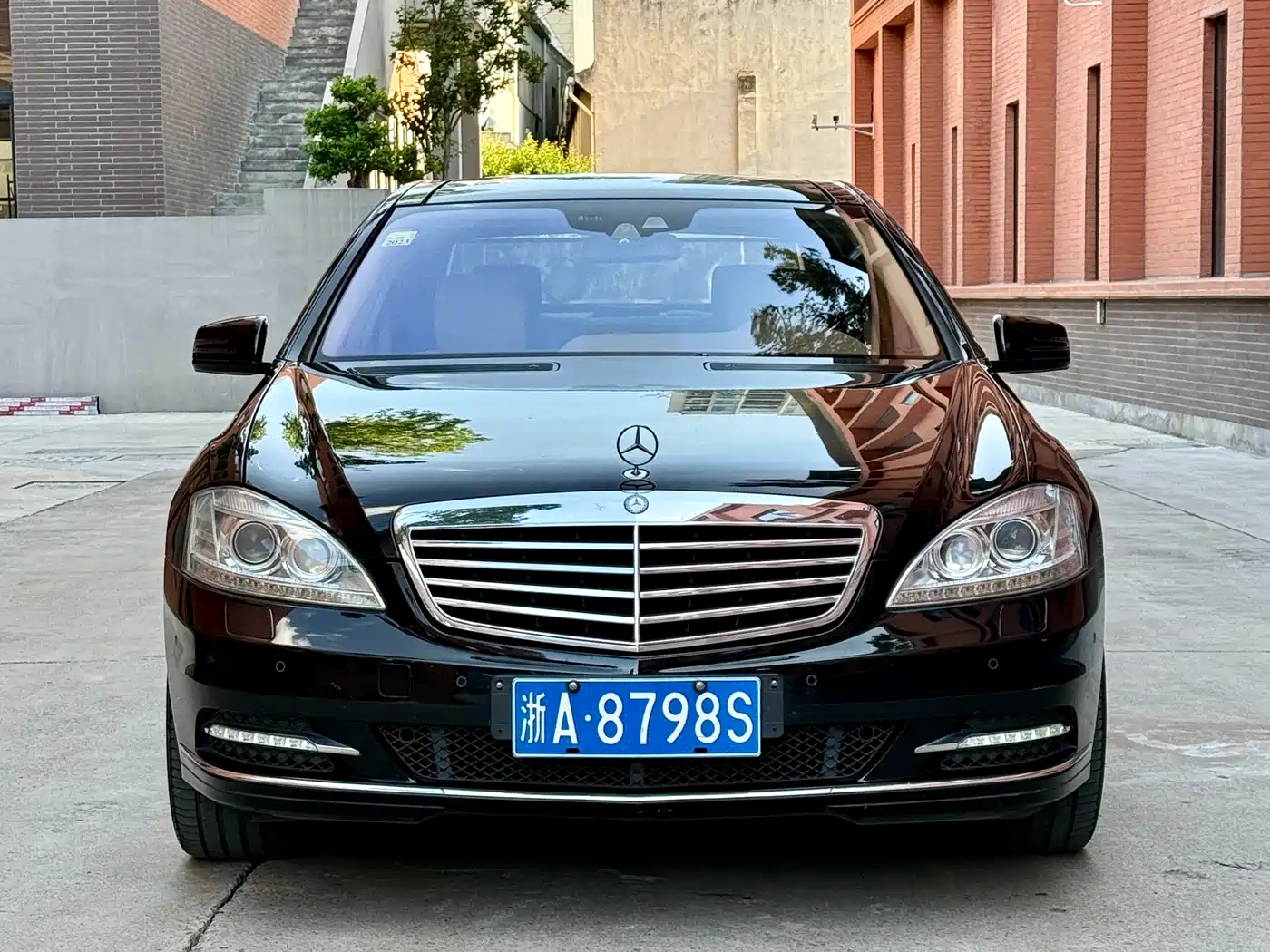 Mercedes-Benz S-Class 2010 S 350 L Luxury фото 2