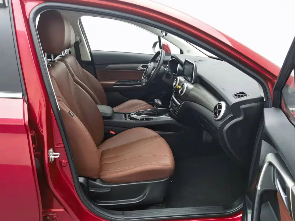 BAIC Senova D50 2018 2018 1.5L CVT Premium Smart Drive Edition
