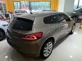 Photo 7 - Volkswagen Scirocco