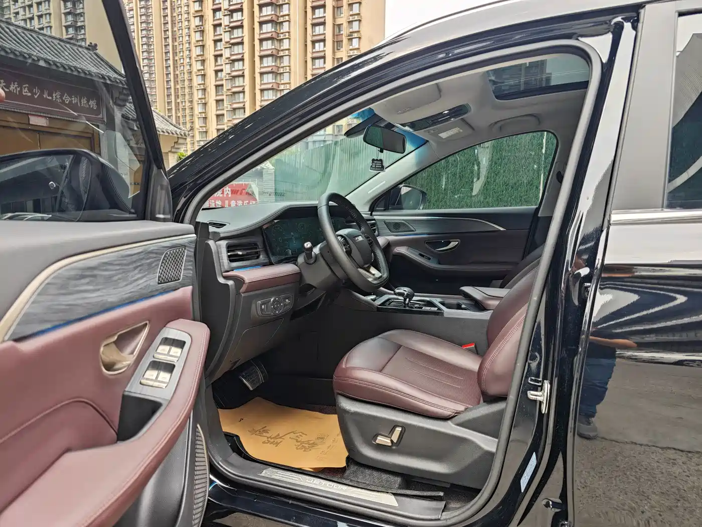 Jetour X90 PLUS 2023 2024 1.6TD DCT Bieshu 7-seater