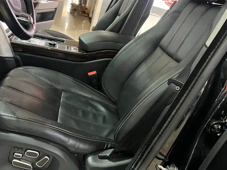 Фото 20 - Land Rover Range Rover