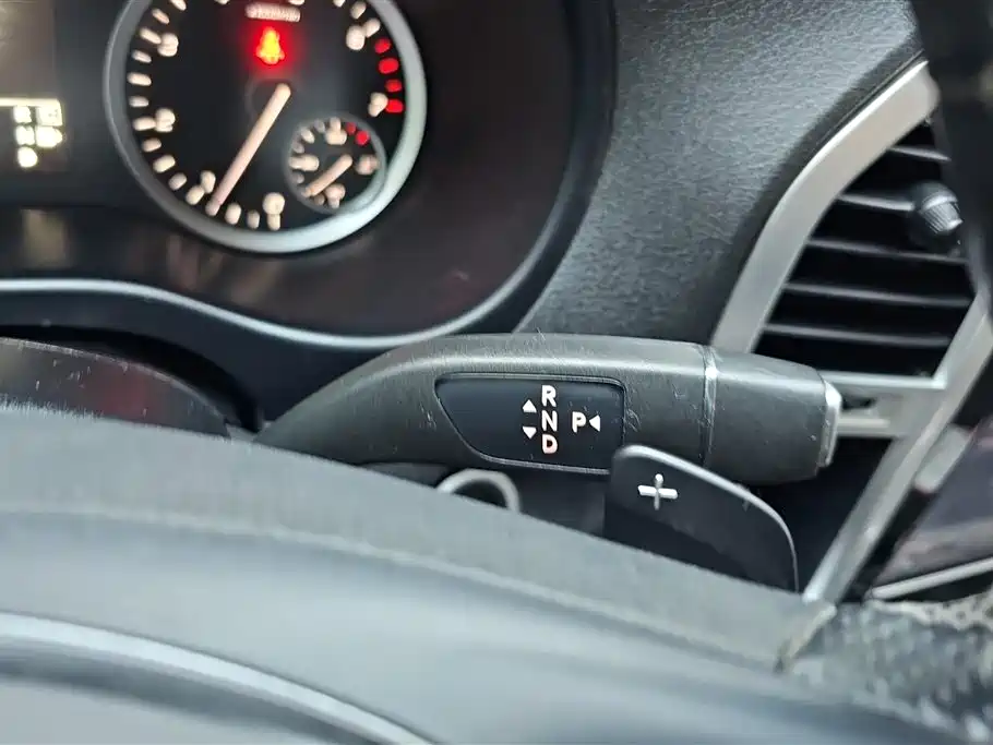 Mercedes-Benz Vito 2020 2.0T Elite Edition (7-seater) фото 16