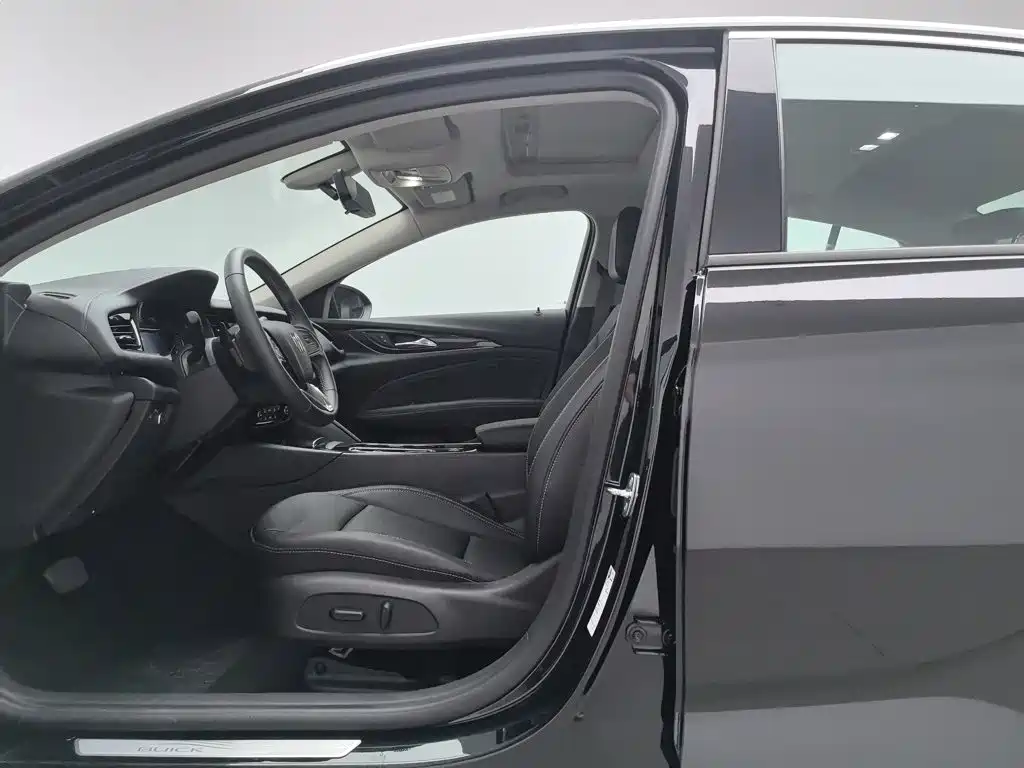 Buick Regal 2024 2024 25T Ultra Comfort Edition