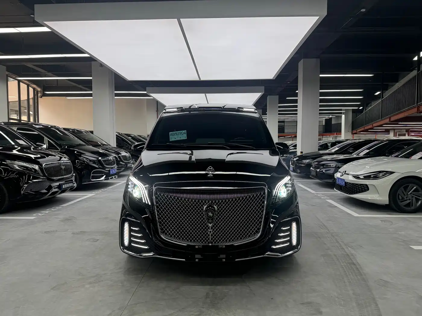 Mercedes-Benz Vito 2023 2.0T Elite 7-Seater фото 2