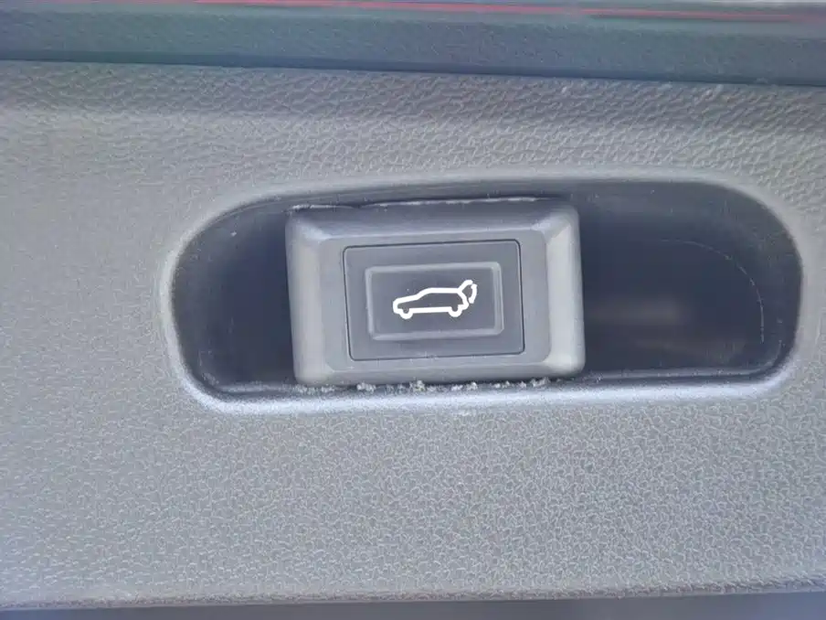 Mercedes-Benz E-Class 2015 E 200 L фото 16