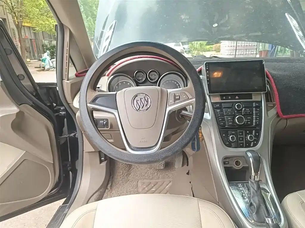 Buick Excelle 2013 GT 1.6L Automatic Fashion Edition фото 11